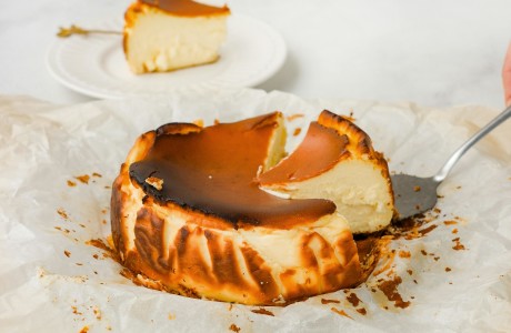 Foodie+holidays+ tarta+de+queso+Basque+cheesecake+spain+2026